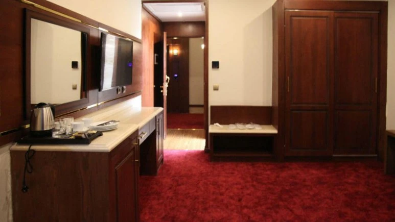 Adina Hotel