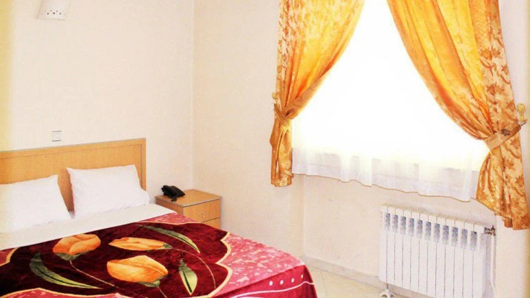 Ghasr-e Khorshid Apartment Hotel