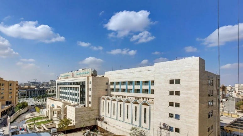Khorshid Hashtom Raoof Hotel