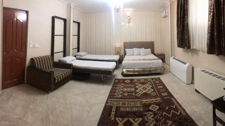 Kkowsar (2 star) Hotel