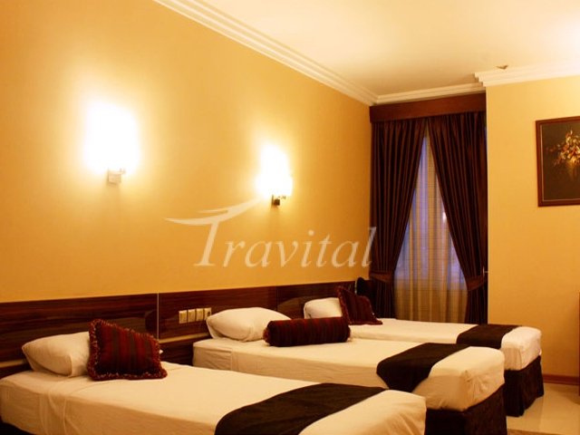 Monji Hotel