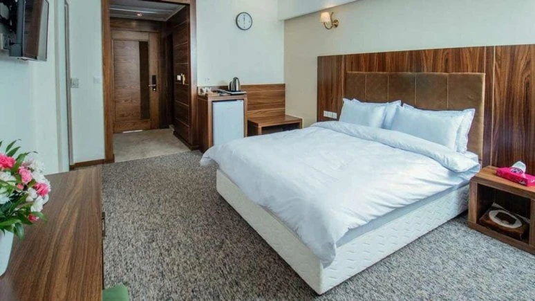 Rezvan Hotel