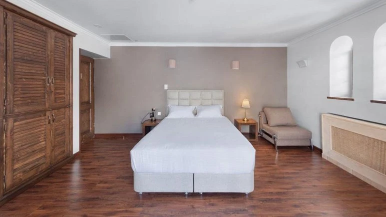 Shemshak Hotel