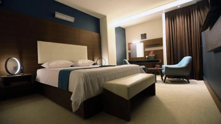 Atana Hotel - Tehran
