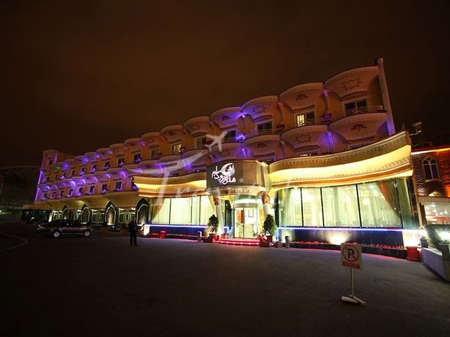 Eram Hotel