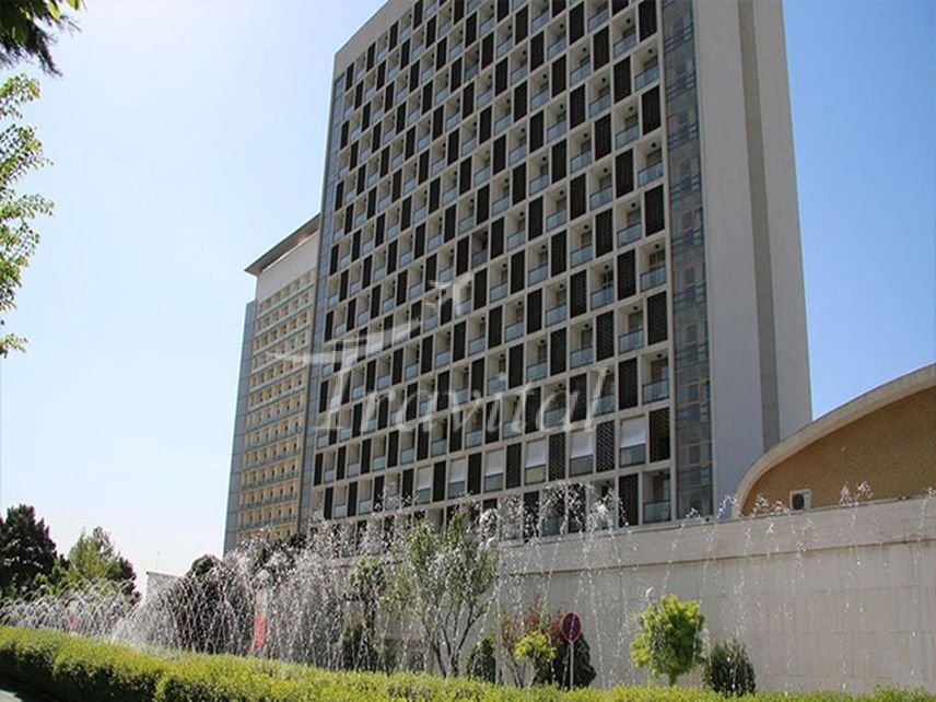 Esteghlal Hotel