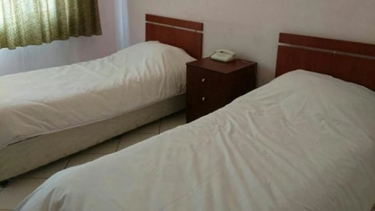 Nader Hotel